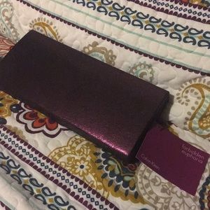 Purple clutch